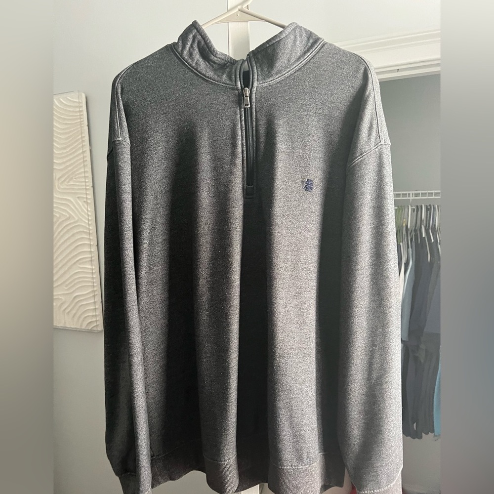IZOD Quarter Zip Pullover